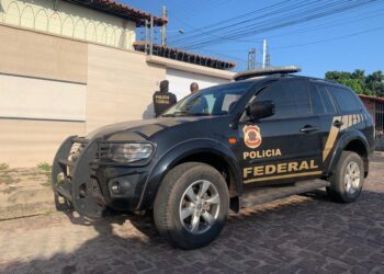Polícia Federal cumpre mandado contra general da reserva