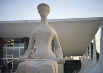 STF abre segundo dia de julgamento do primeiro réu pelo 8 de janeiro