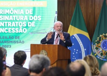 Lula vê Brasil como “imbatível” em transição energética