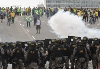 Supremo j tem maioria para condenar mais 5 golpistas por ataques