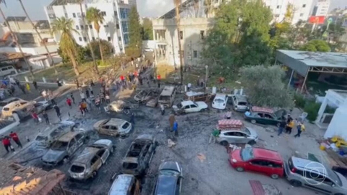 Você viu? Diferentes versões sobre explosão em hospital de Gaza,