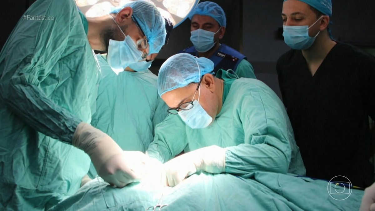 Ortopedista descreve rotina de cirurgias em Gaza em meio a