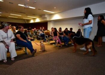 Bem-Estar Animal capacita mais de 100 pessoas em palestra
