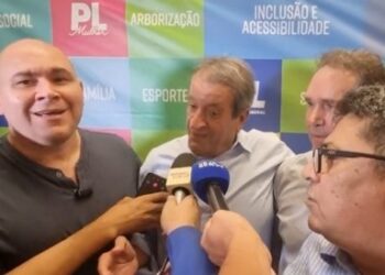 Deputado admite excessos em CPI