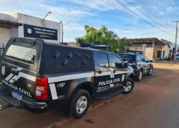 Mulheres são presas ao tentar entrar com maconha na cadeia