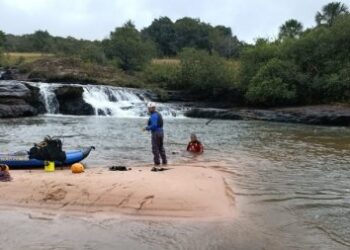 Durante bebedeira, homem morre afogado em rio de MT