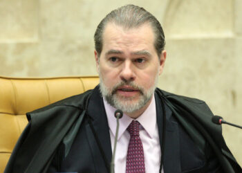 AL diz que MT subestima receita e defende aumento de emendas