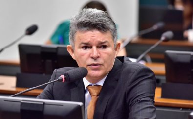 Deputado cobra candidatura ao Senado em MT