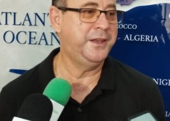 Dr. Eugênio leva jornalistas e professores para esclarecer sobre áreas úmidas do Araguaia.