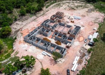 Lar dos Idosos: Levantamento da estrutura da obra já foi concluído e etapa de cobertura será iniciada nos próximos dias.