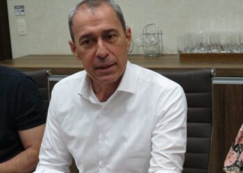 Contas de gestão do prefeito Miguel Vaz serão votadas na segunda-feira (23)