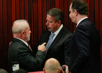 Congresso articula mudar negociação de emendas e retirar mais poder de Lula