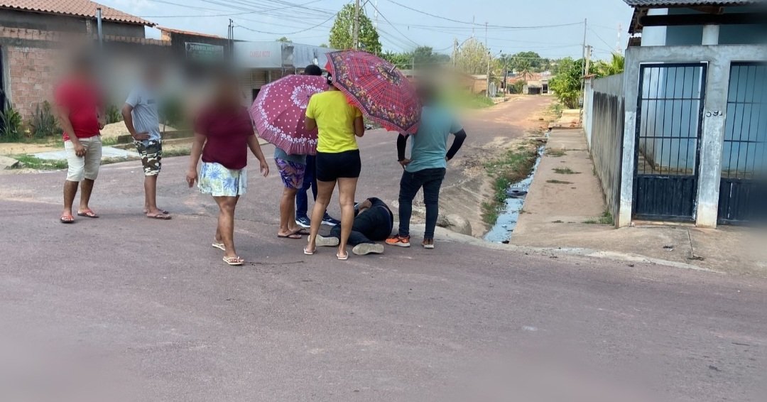 Colisão entre motos deixa uma pessoa com suspeita de fratura