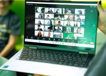 Sicredi potencializa projetos de impacto positivo entre membros dos Comitês Jovens.