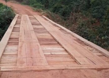 Ponte sobre o Rio Celeste foi liberada para o trânsito