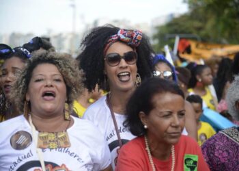 Racismo afeta saúde desde o nascimento até a morte, diz especialista