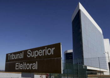 TSE suspende julgamento contra Bolsonaro por uso do 7 de setembro