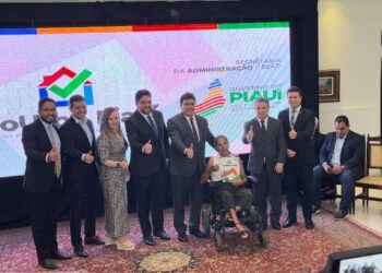 4 mil moradores do Jacinta Andrade, em Teresina, recebem documentos em Projeto de Regularização Fundiária | Piauí