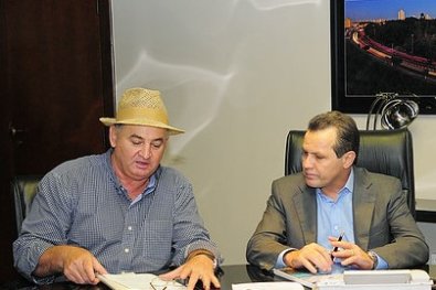 Juza nega bloquear R$ 77 milhes de ex-governador e deputado