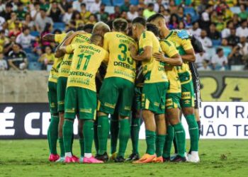 CUIABÁ SOMA UM PONTO NA VILA