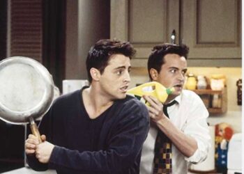 Matt LeBlanc, o Joey de 'Friends', faz homenagem a Matthew Perry: 'Foi uma honra dividir o palco com você'