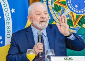 Lula diz que falhas do 1º ano não podem se repetir em 2024