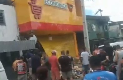 Teto de supermercado desaba, mata mulher e deixa 6 feridos