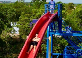 Toboáguas do Parque das Águas Quentes são oficialmente reativados.