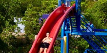 Toboáguas do Parque das Águas Quentes são oficialmente reativados.