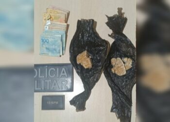 Mulher é presa após PM encontrar droga em local usado para suposta venda de espetinhos, em Itaituba