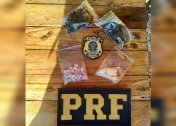 PRF apreende droga com passageira em ônibus de linha interestadual em Santarém