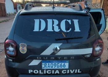 Polícia Civil e Ministério Público cumprem mandados contra grupo especializado em furtos em pontos turísticos de MT.