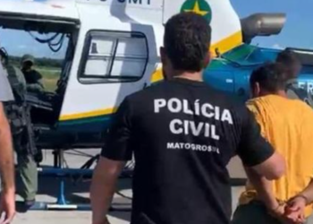 Autor de assassinatos de mãe e filhas é transferido para penitenciária; criminoso é reincidente em crime sexual.