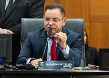 “Está tudo pronto para eu ir ao PSD; saio sem constrangimento”