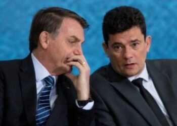 Com Michelle cotada, Bolsonaro diz no torcer por cassao de Moro