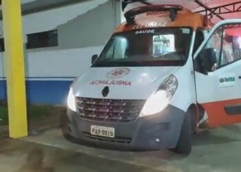 Após causar confusão em bar, "peladão" leva surra no interior de MT; veja vídeo