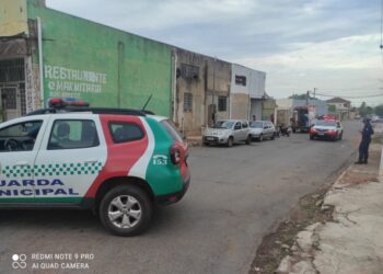 Pintor morre eletrocutado enquanto trabalhava na frente de cartrio em VG