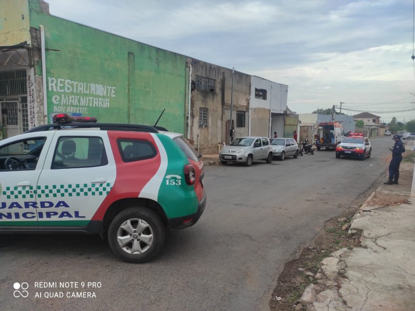 Pintor morre eletrocutado enquanto trabalhava na frente de cartrio em