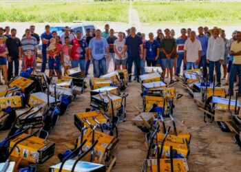 Assentamento Nova Aliança em Gaúcha do Norte recebe 51kits para usar no trabalho diário.