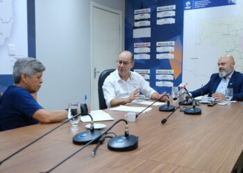 Dr Eugênio obtém aval da AGER para ponto de parada da linha de ônibus entre Água Boa e Nova Xavantina no Assentamento Santa Maria.