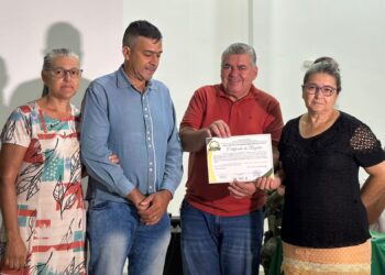 Prefeitura de Barra do Garças entrega Selo de Agricultura Familiar e certificados do Programa EcoPontos.