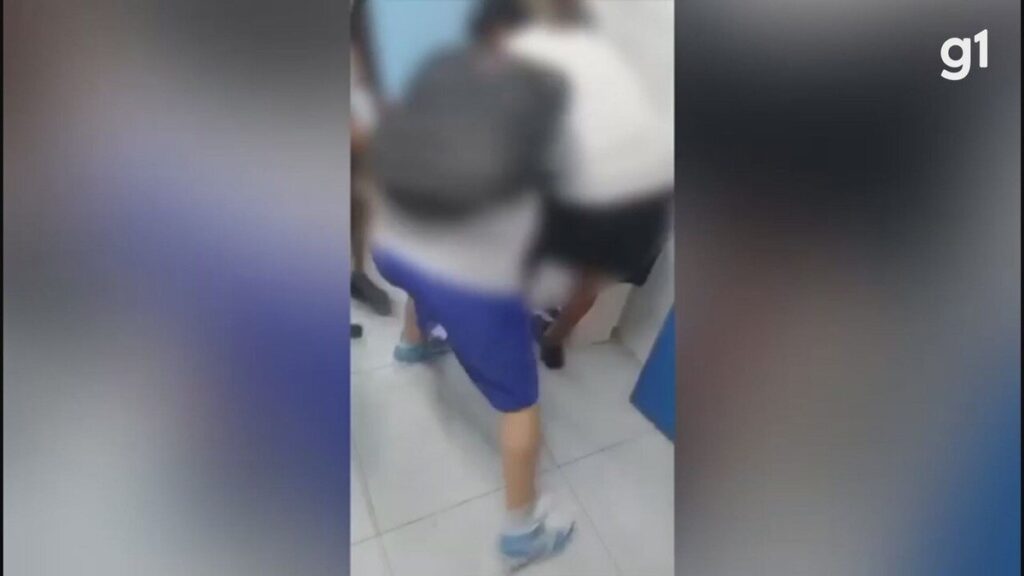 Alunos espancados por colegas em escola de SP foram levados