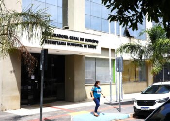 Secretaria de Saúde de Cuiabá desmente informação sobre corte de prêmio-saúde