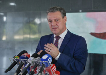 Fávaro detona especulação financeira no RS: “Inferno está ficando pequeno” | RDNEWS