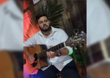 Cantor morre em acidente de carro logo aps assinar com gravadora