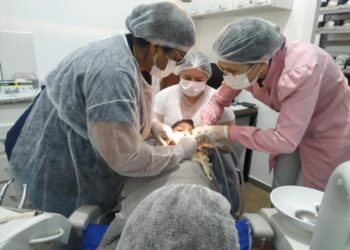 SES capacita dentistas para atender pessoas com deficincia