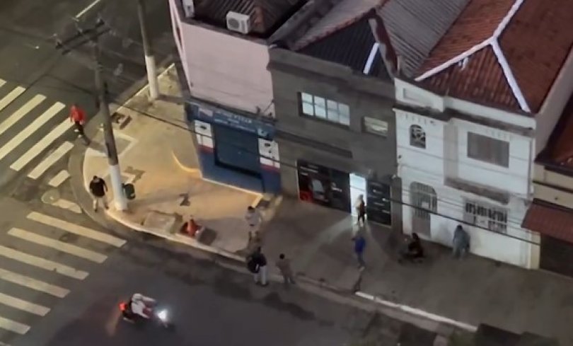 PM atira contra delegado da Polcia Civil durante discusso