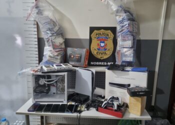 Polícia Civil cumpre buscas contra casal investigado por abrir contas bancárias para prática de fraudes