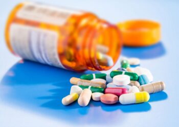 Hospital Regional do Sudeste do Pará alerta sobre os perigos da automedicação