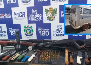 Abordagem em pontal do Araguaia resulta em prisão e apreensão de armas.